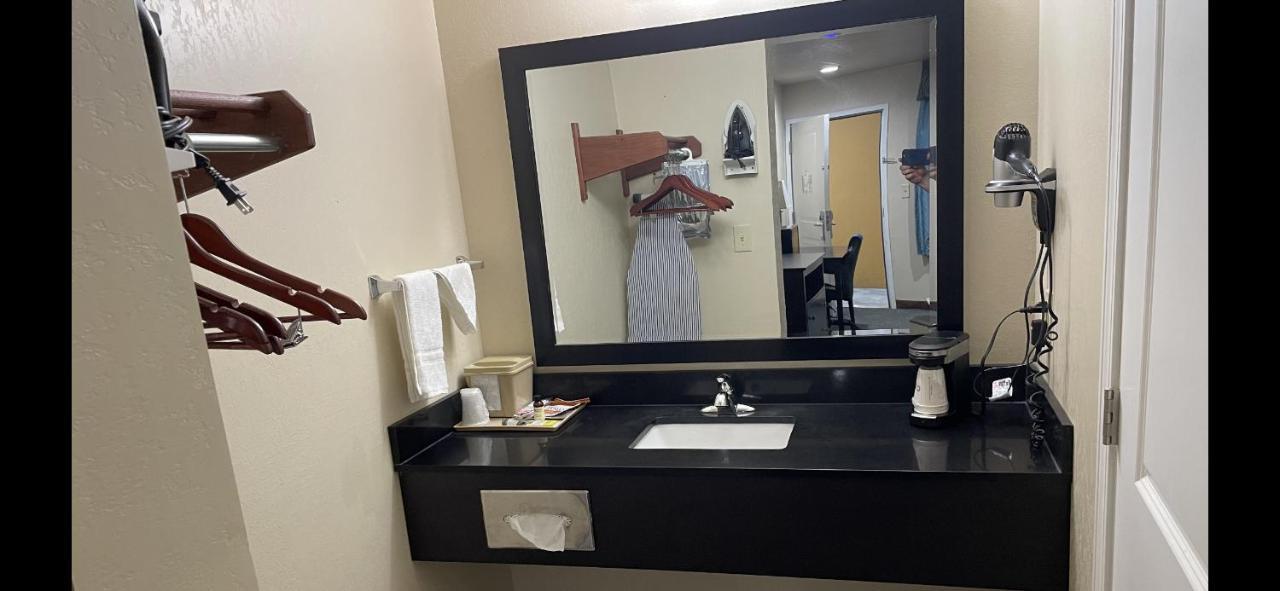 Garden Inn & Suites Little Rock Extérieur photo